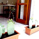 Raffaello Apartman *